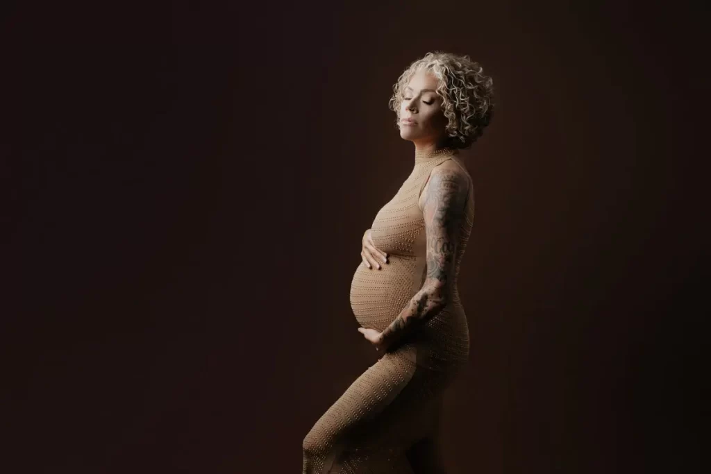 How To Find A Maternity Photographer-maternity-photographer-1200x800.jpg